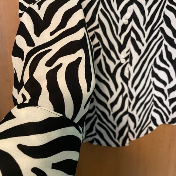 Principles Zebra Patterned Long Sleeve Blouse - Picture 3 of 7